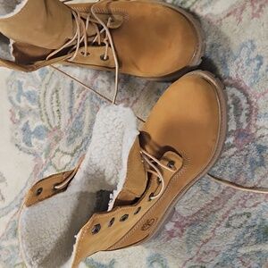 Timberland Brown Shearling-Lined Boots